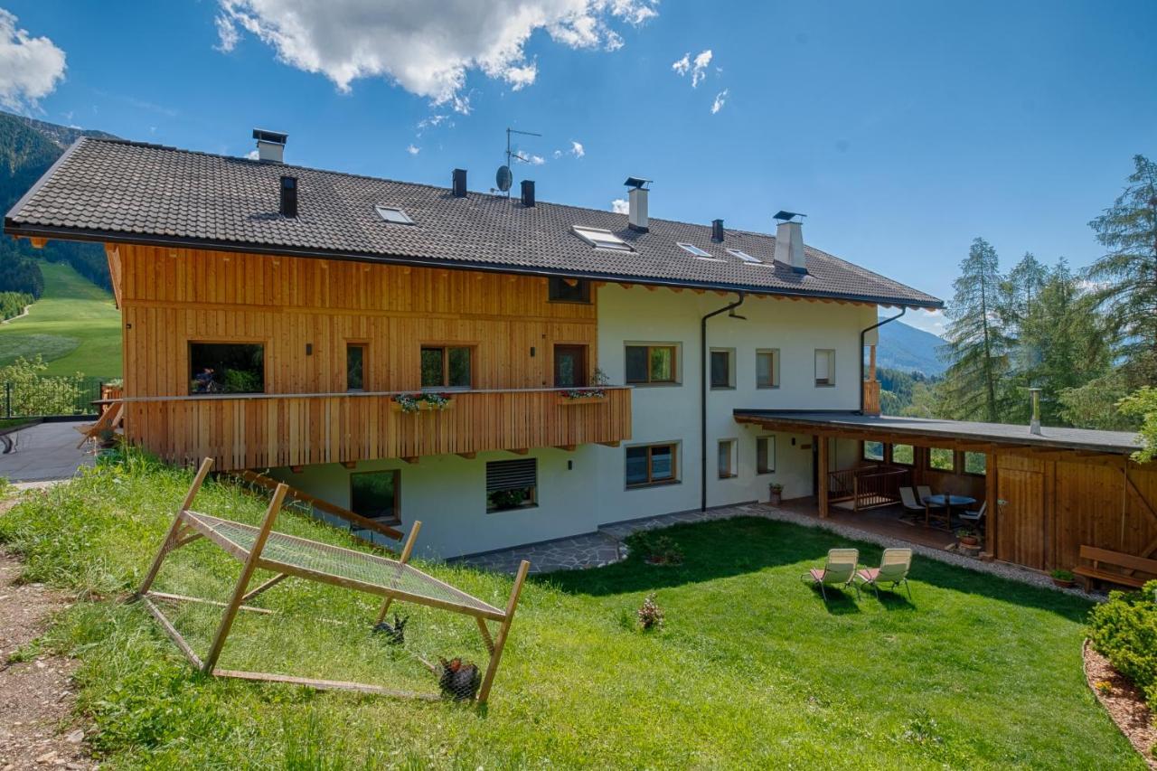 Apartments Kaserott Фунес Екстериор снимка