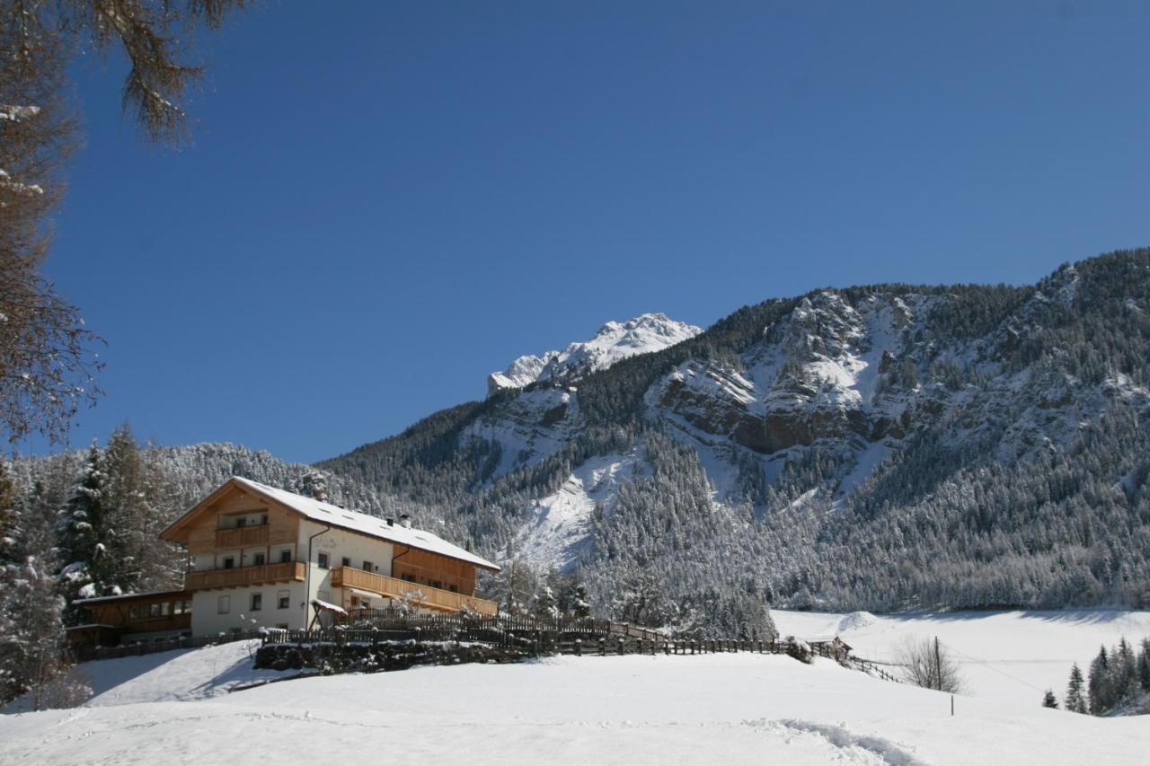 Apartments Kaserott Фунес Екстериор снимка